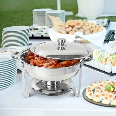 chafing dish sur table exterieur